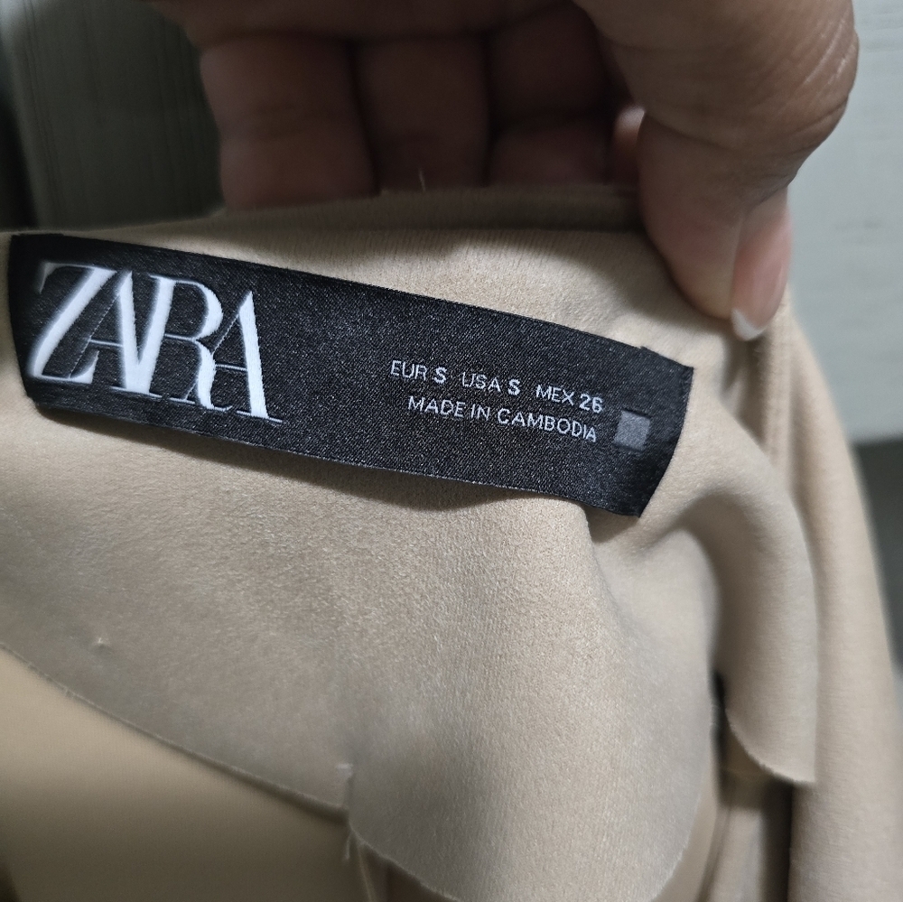 Zara Blazers - Picture 8 of 9